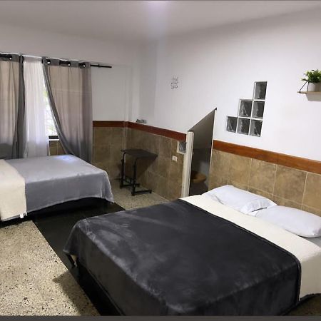 Casa Al Frente Del Pueblito Paisa Apartman Medellín Kültér fotó