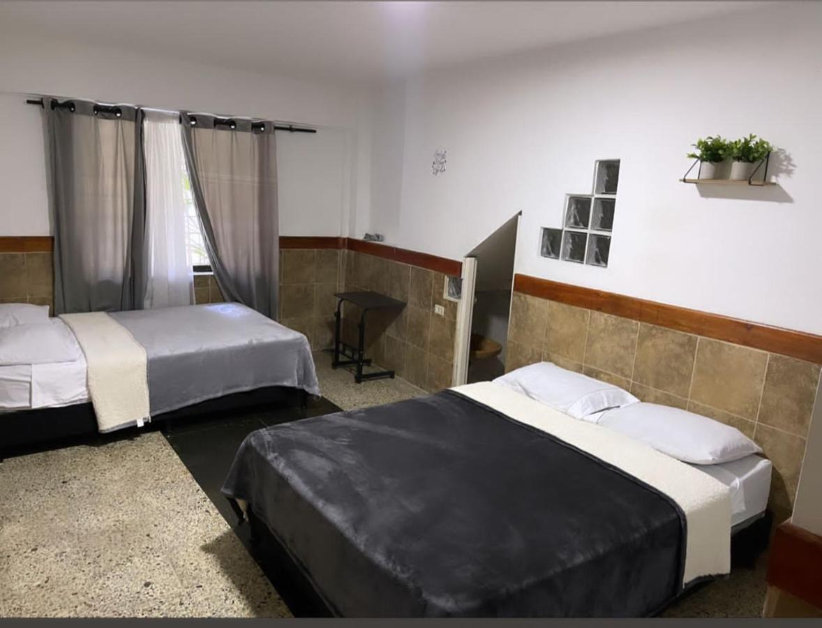 Casa Al Frente Del Pueblito Paisa Apartman Medellín Kültér fotó